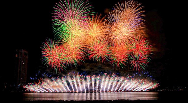 PHÁO HOA BỘ QUỐC PHÒNG LẦN ĐẦU TRANH TÀI QUỐC TẾ